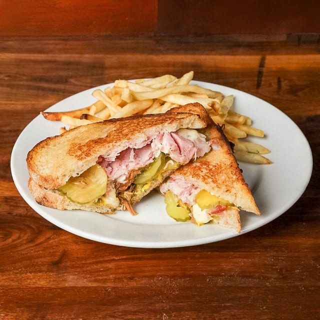 Cubano.